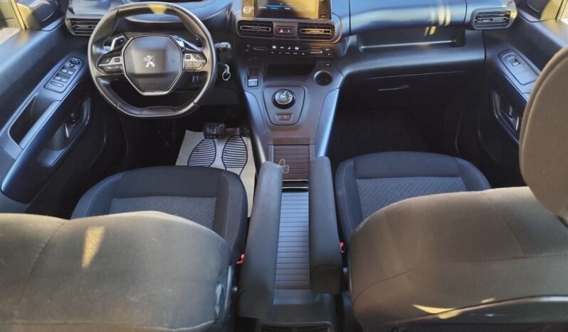 Peugeot Rifter pilnas