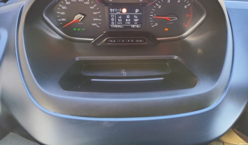 Peugeot Rifter pilnas