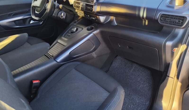 Peugeot Rifter pilnas