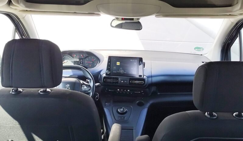 Peugeot Rifter pilnas