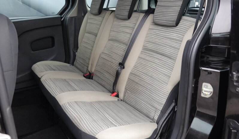 Renault Kangoo pilnas