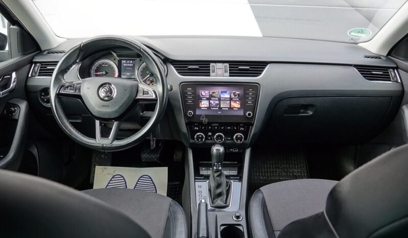 Skoda Octavia pilnas