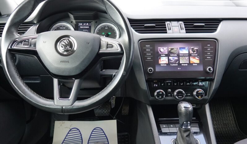 Skoda Octavia pilnas