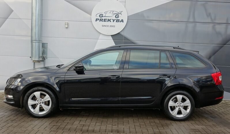 Skoda Octavia pilnas