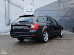 Skoda Octavia pilnas
