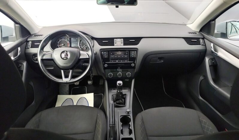 Skoda Octavia pilnas