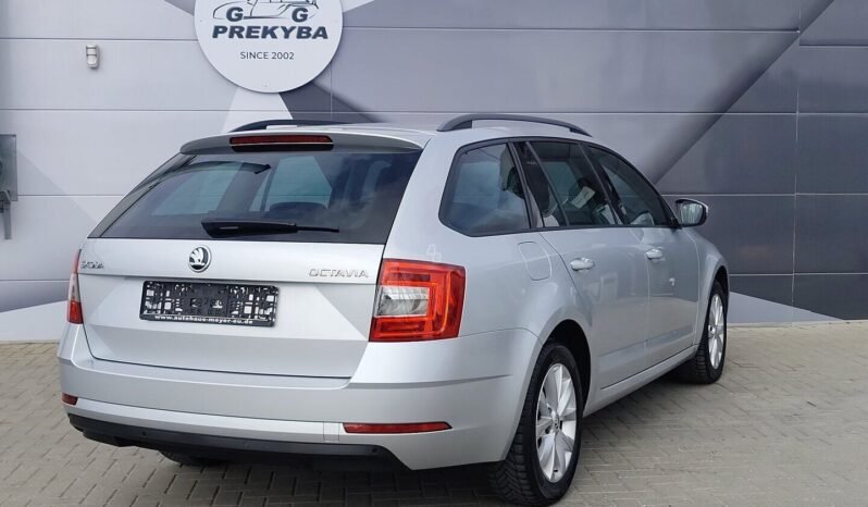 Skoda Octavia pilnas