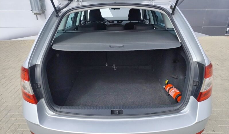 Skoda Octavia pilnas