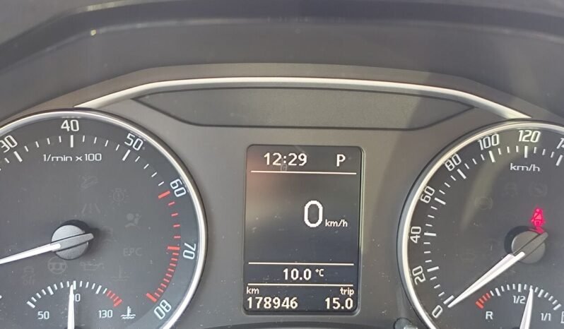 Skoda Octavia pilnas