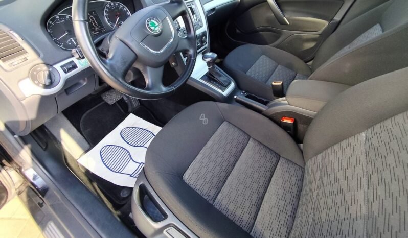 Skoda Octavia pilnas
