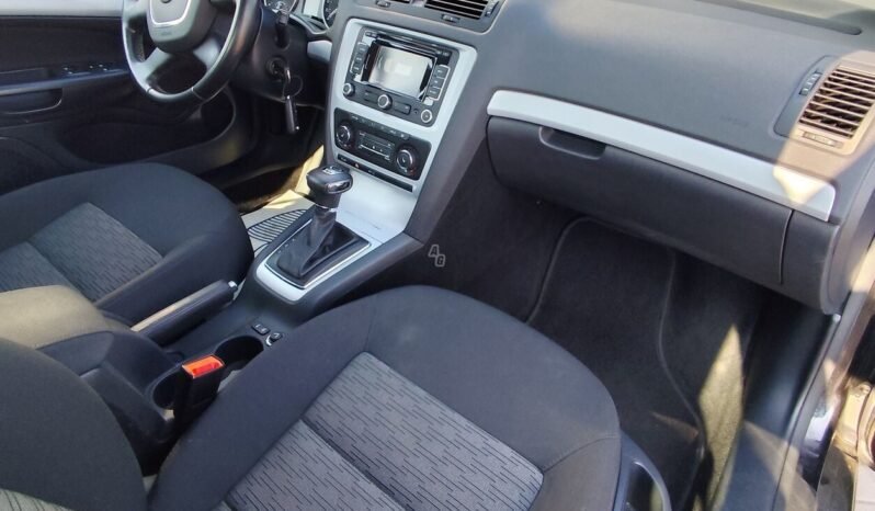 Skoda Octavia pilnas