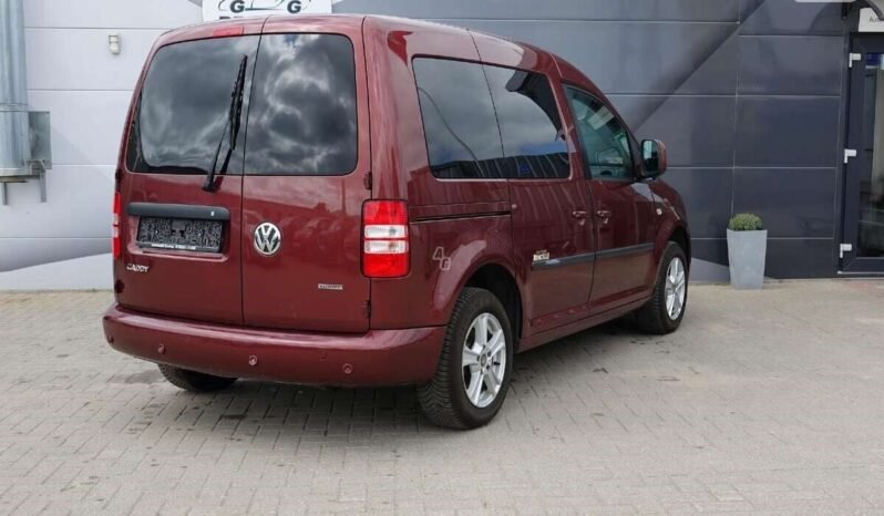 Volkswagen Caddy pilnas