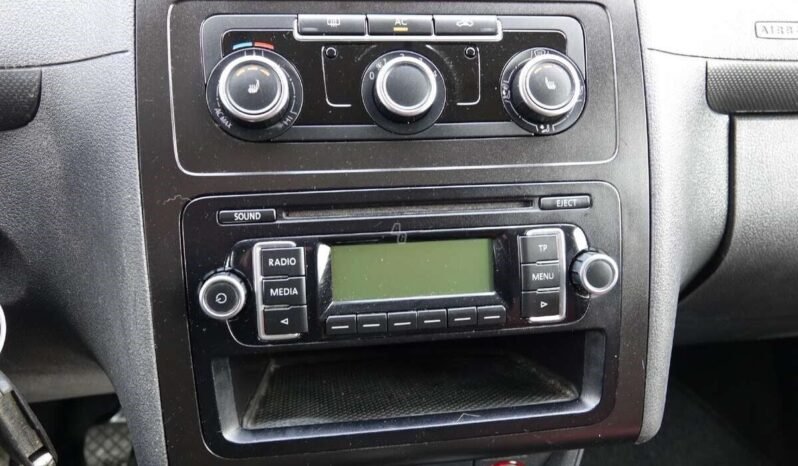 Volkswagen Caddy pilnas