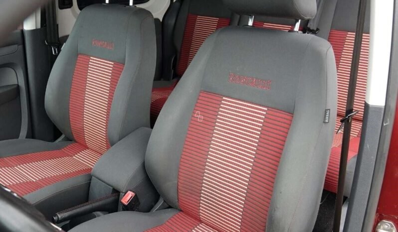 Volkswagen Caddy pilnas