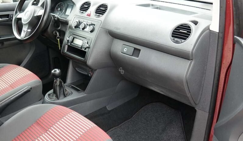 Volkswagen Caddy pilnas