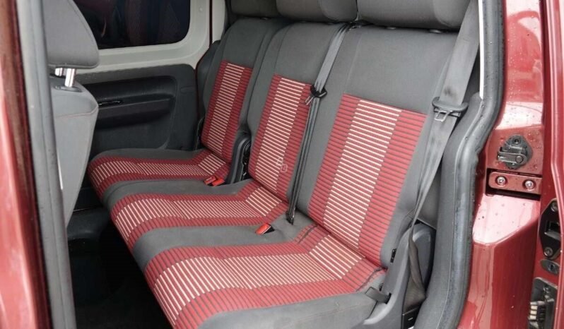 Volkswagen Caddy pilnas