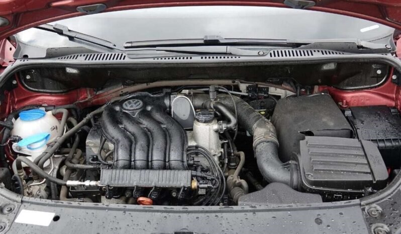 Volkswagen Caddy pilnas
