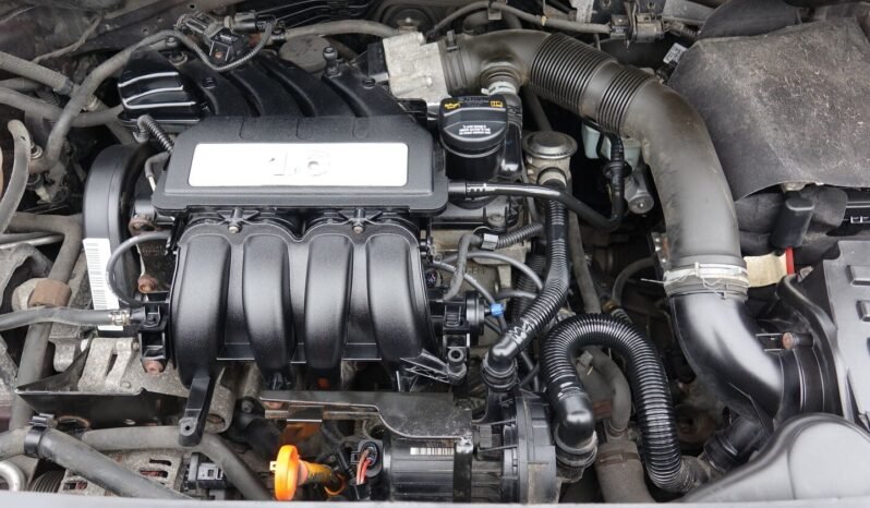 Volkswagen Caddy pilnas