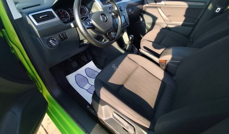 Volkswagen Caddy pilnas