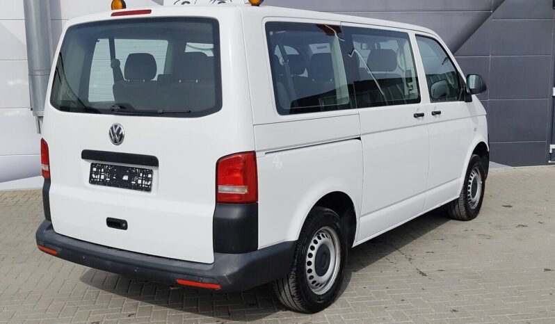 Volkswagen Caravelle pilnas