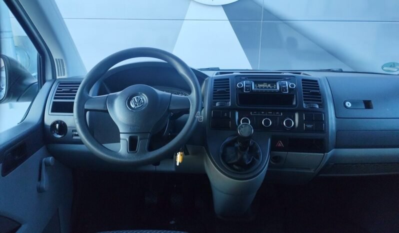 Volkswagen Caravelle pilnas