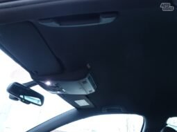 Volkswagen Golf pilnas