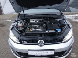 Volkswagen Golf pilnas