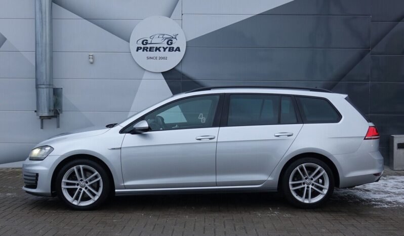 Volkswagen Golf pilnas