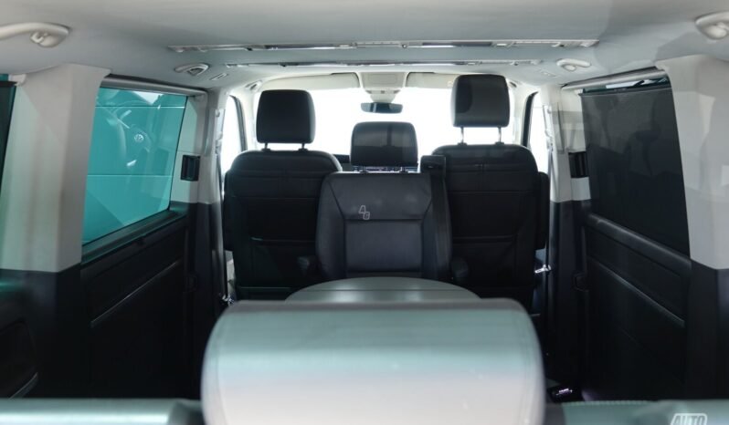 Volkswagen Multivan pilnas