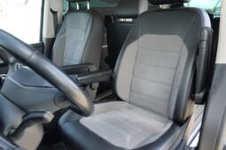 Volkswagen Multivan pilnas