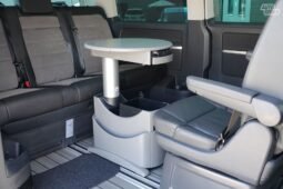 Volkswagen Multivan pilnas