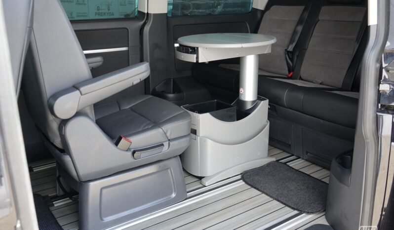Volkswagen Multivan pilnas