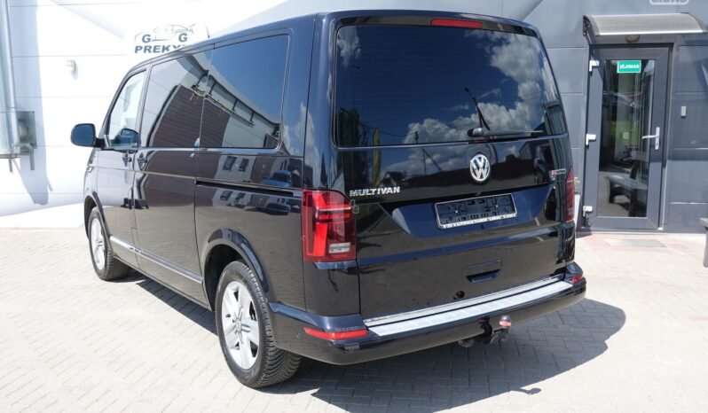 Volkswagen Multivan pilnas