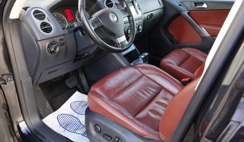 Volkswagen Tiguan pilnas
