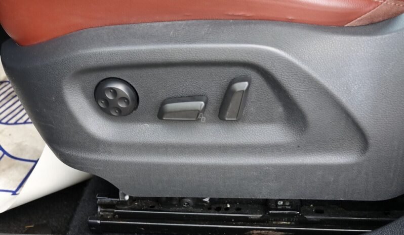 Volkswagen Tiguan pilnas