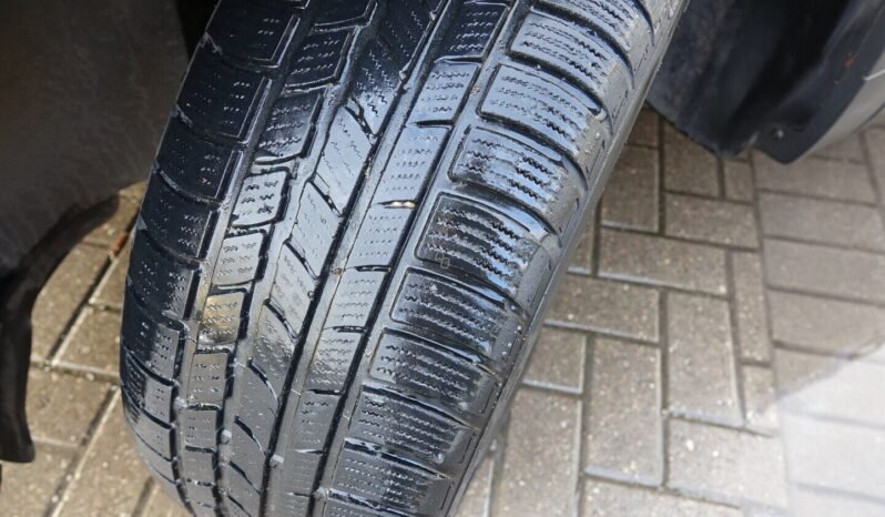 Volkswagen Tiguan pilnas