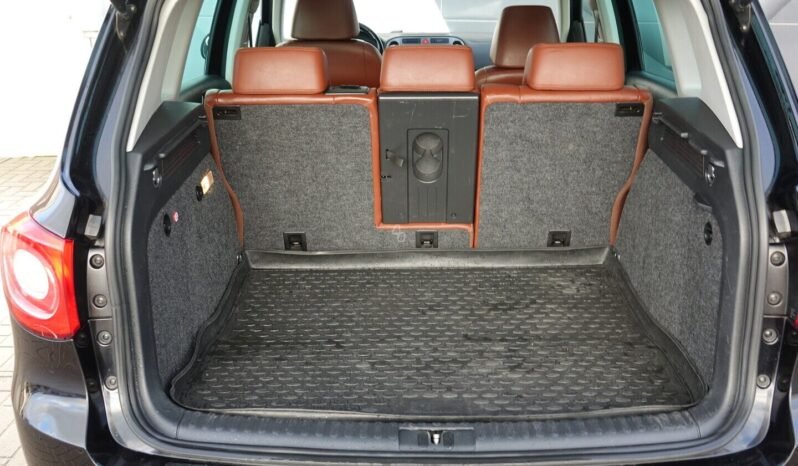 Volkswagen Tiguan pilnas
