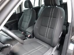 Volkswagen Tiguan pilnas