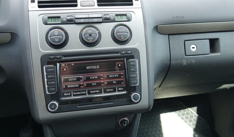 Volkswagen Touran pilnas