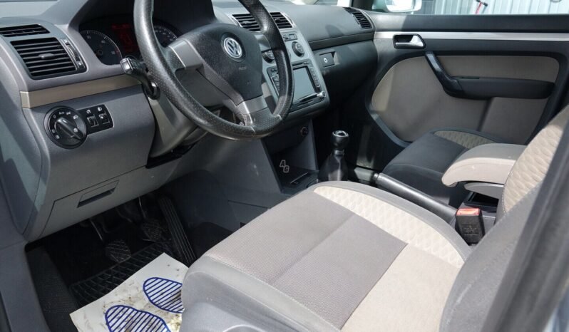 Volkswagen Touran pilnas