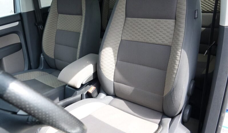 Volkswagen Touran pilnas