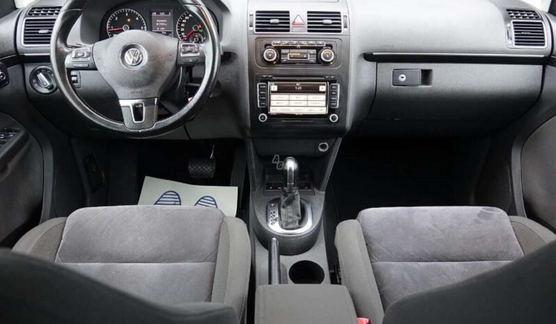 Volkswagen Touran pilnas