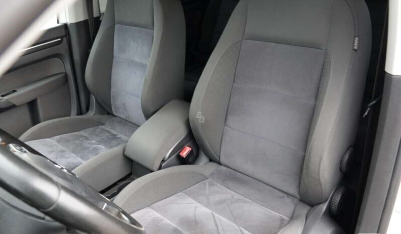 Volkswagen Touran pilnas