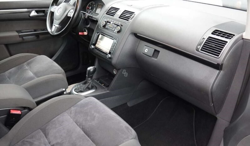 Volkswagen Touran pilnas