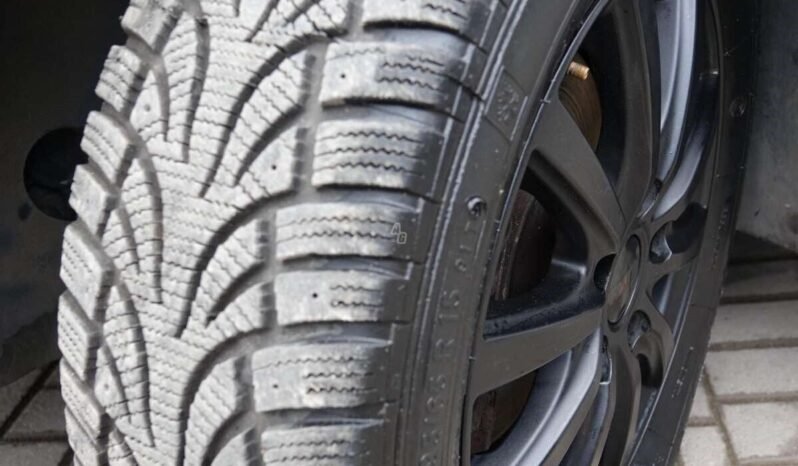 Volkswagen Touran pilnas