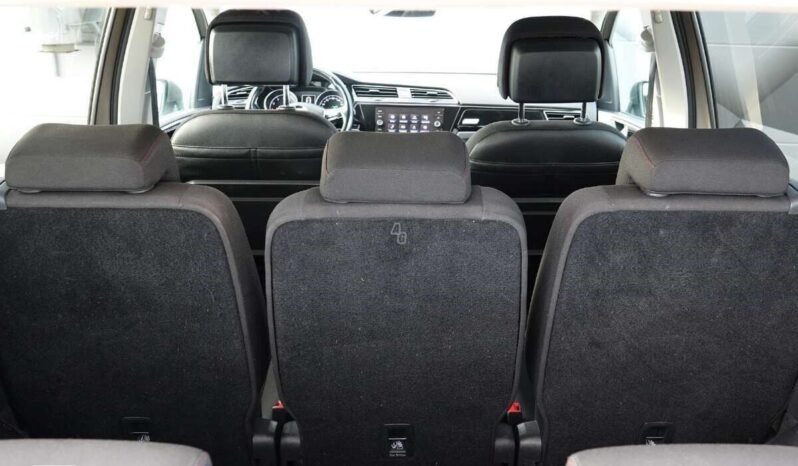 Volkswagen Touran pilnas