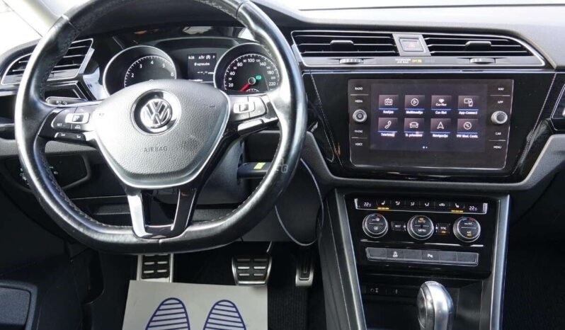 Volkswagen Touran pilnas