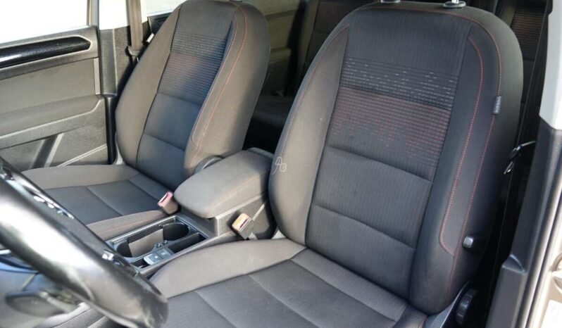 Volkswagen Touran pilnas