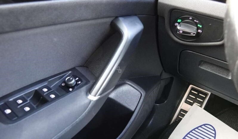 Volkswagen Touran pilnas