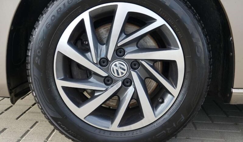 Volkswagen Touran pilnas